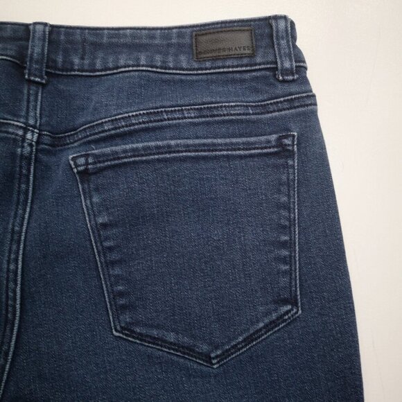 Denver Hayes Curvy Straight Ladies Size 14/30 Medium Wash Jeans - Picture 10 of 16